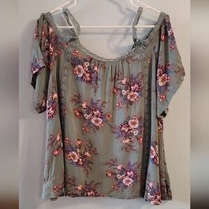 Rue 21 cut out cold shoulder top shirt Pink Gray floral flowers